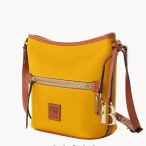 NWT Dooney & Bourke Pebble  Grain Small Zip Sac Crossbody/Shoulder Bag - Mustard